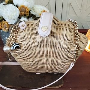 Betsey johnson shell purse